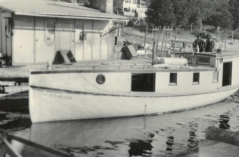 Image of R.E. HELEN sitting in the river