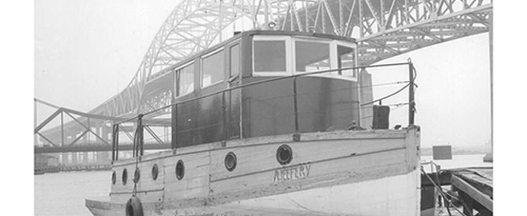 Image of A. JEFFERY docked in river