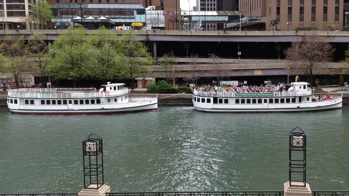 CHICAGO'S CLASSIC LADY